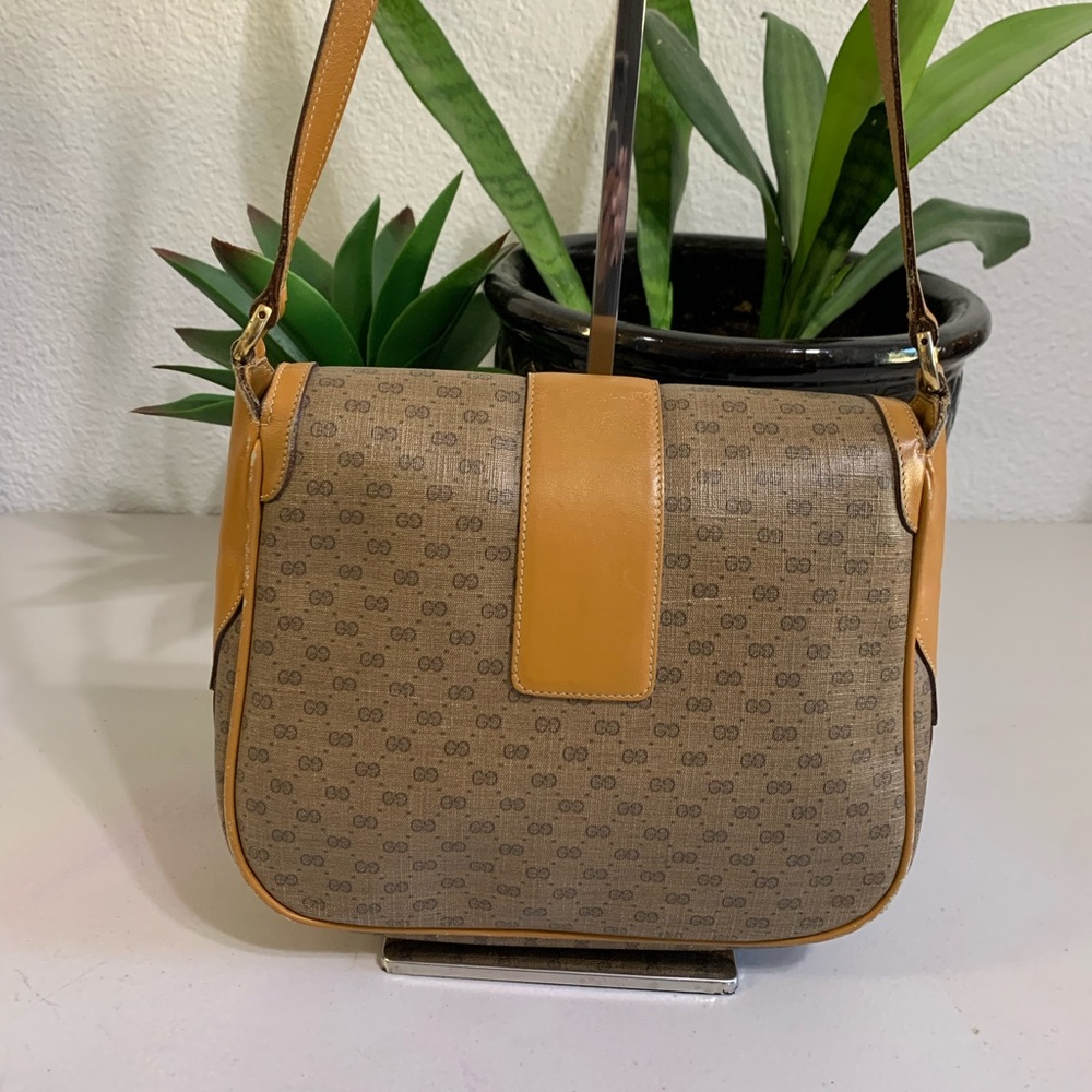 👜💕 Vintage GUCCI Crossbody Tan Leather Bag - Picture 2 of 13